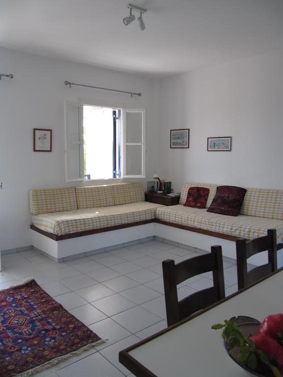 Eressos Ilios Apartments Skála Eresoú Cameră foto