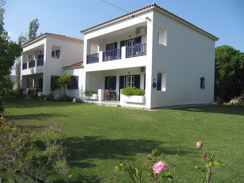 Eressos Ilios Apartments Skála Eresoú Cameră foto